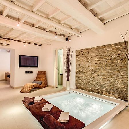 Yh Jacuzzi Suite Roma Exterior foto